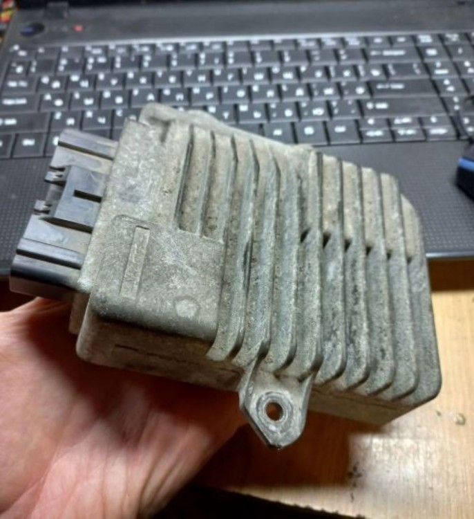 honda ecu 2.jpg