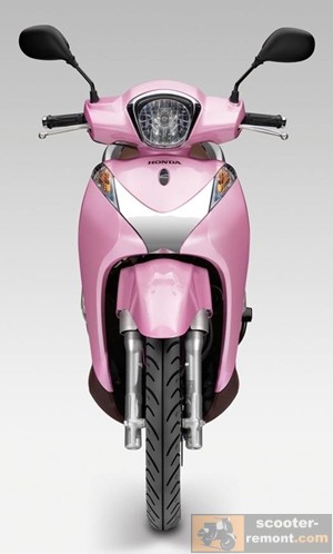 Honda SH 125 Mode вид спереди Honda SH 125 Mode вид спереди